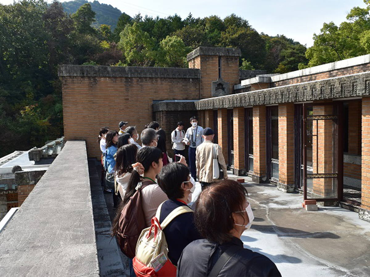 Happy Winter Tour Around Meiji-Mura