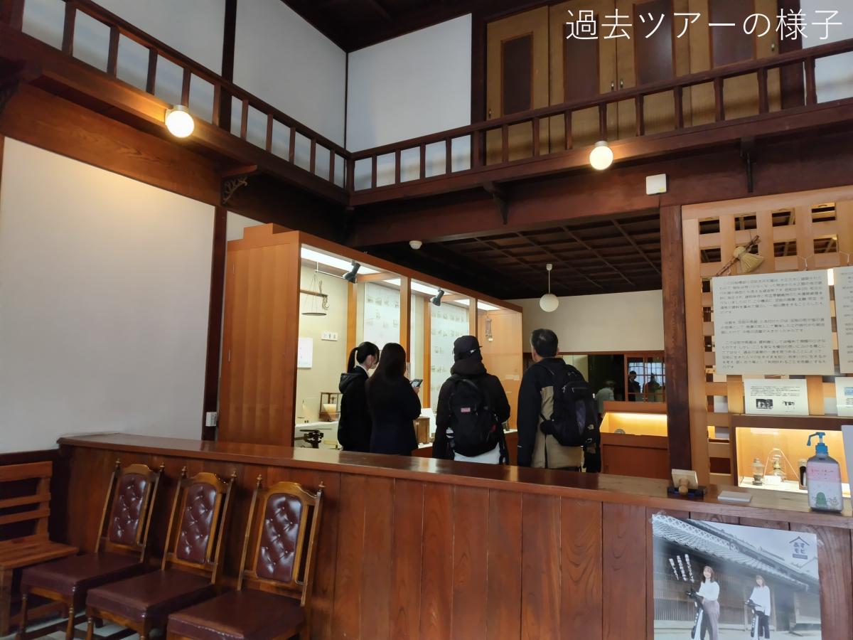 クルマの街から広がる知とアートの旅