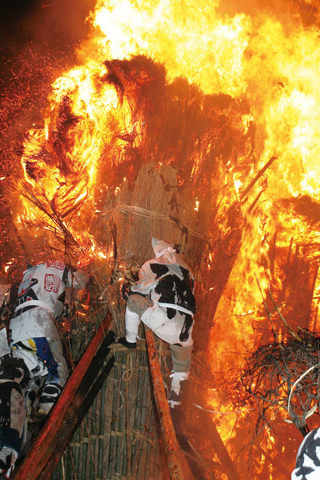 鳥羽の火祭り