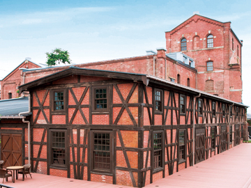 半田赤レンガ建物