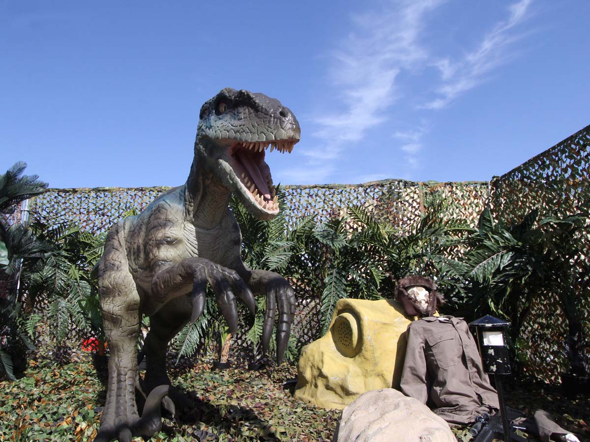 恐竜アドベンチャー　ダイナソーメイズinラグーナテンボス