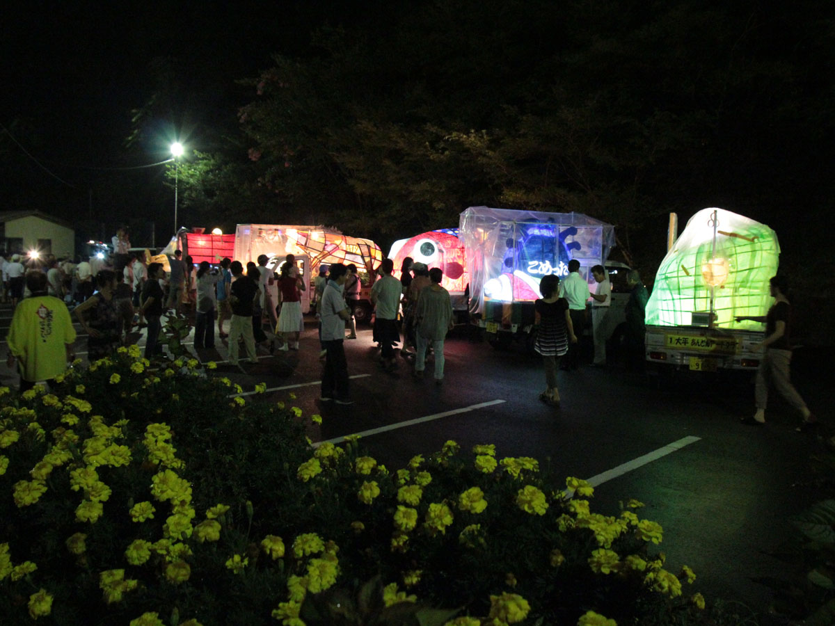 軽トラあんどんパレード