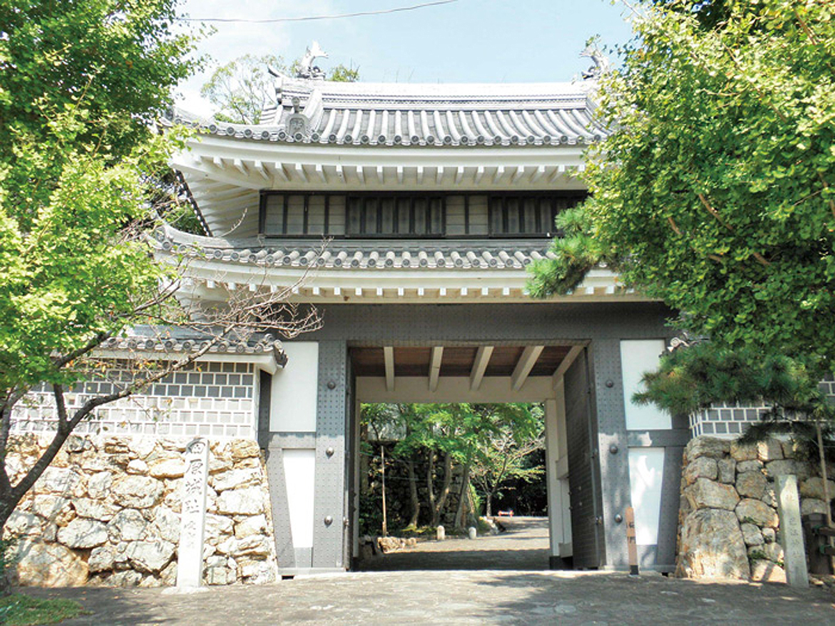 田原城跡（田原市博物館）