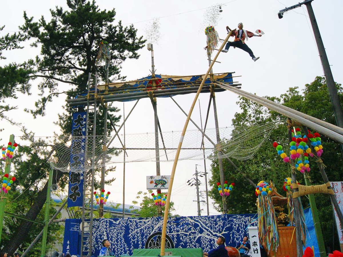 大脇の梯子獅子