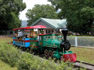 สวนสัตว์และสวนพฤกษศาสตร์โทโยฮาชิ (นงโฮอิปาร์ค)