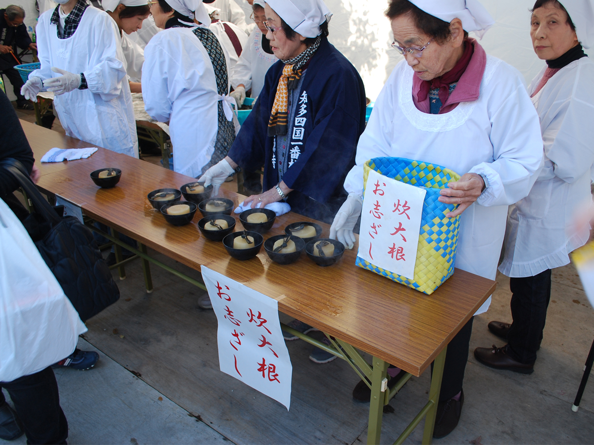 大根炊き画像④