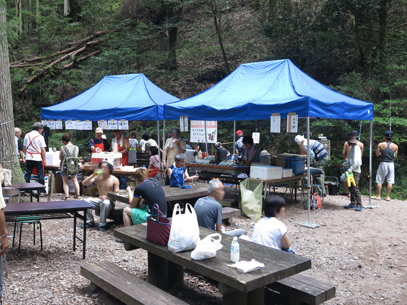 Atera-no-Nanataki Waterfall Festival (Atera-no-Nanataki Matsuri)