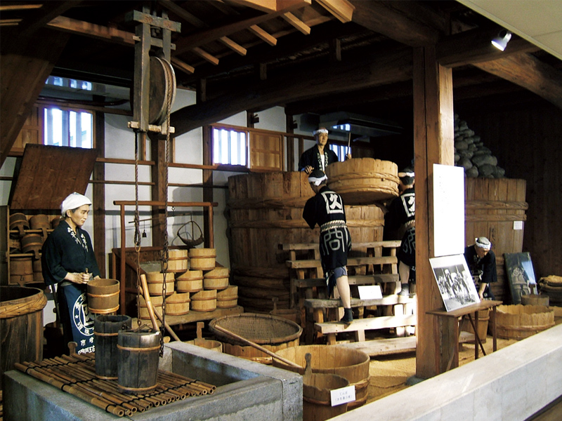 カクキュー八丁味噌(八丁味噌の郷)