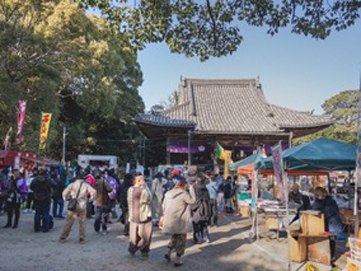 大坊の楽市 by 現代版灯台守