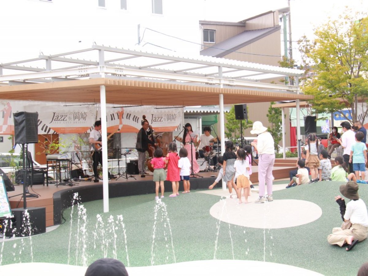 岡崎まちかどジャズライブ
