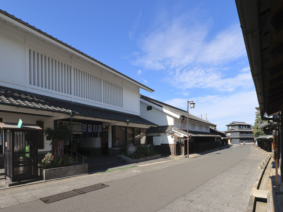 有松絞会館と有松・鳴海の古い町並み