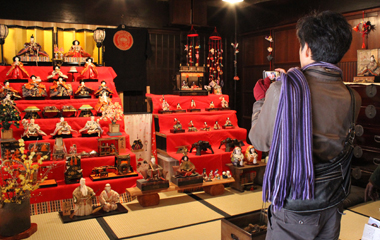 Chuma Hina Dolls in Asuke