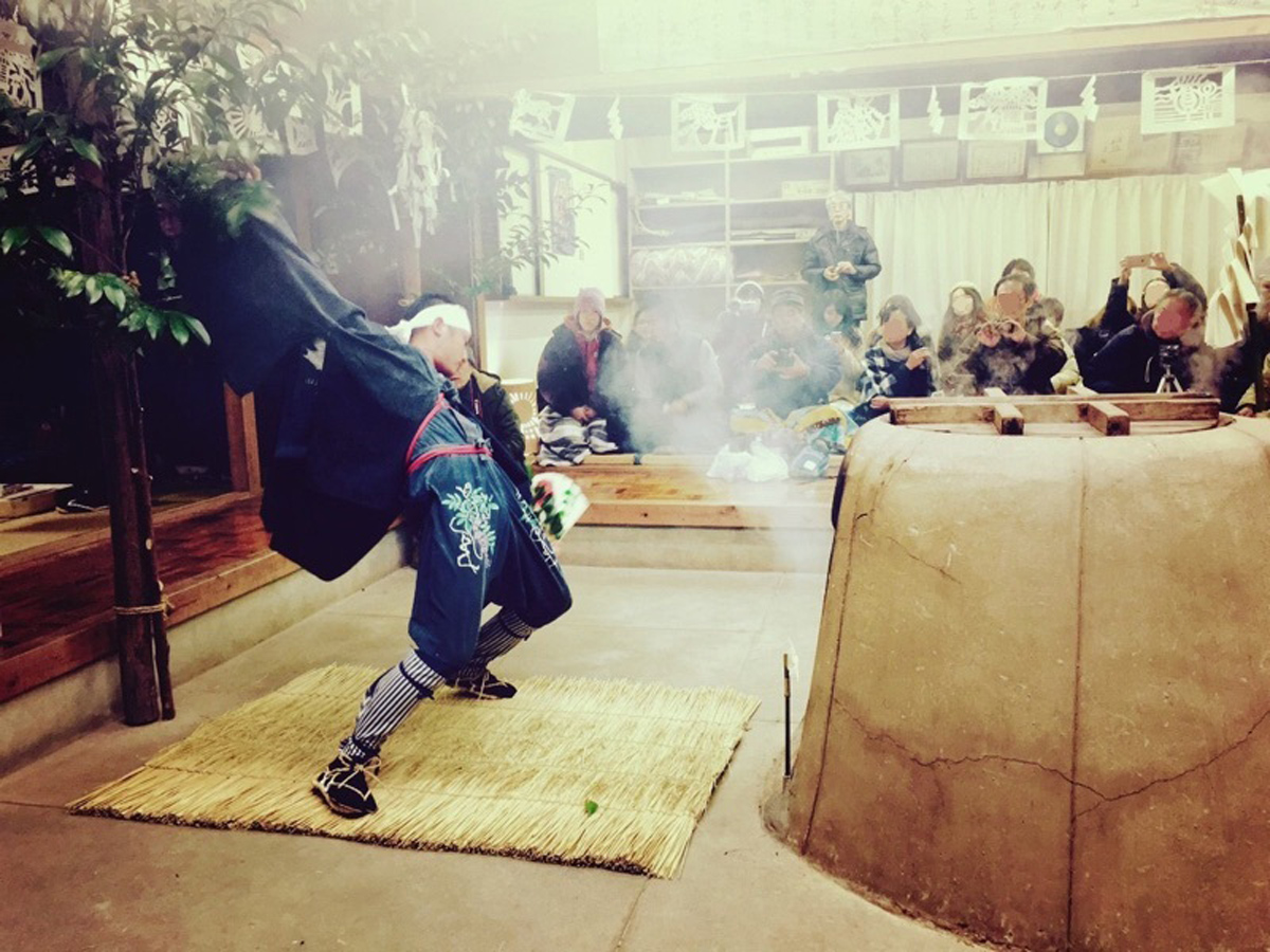 Hana Festival (Shimo-Awashiro, Toei Town)