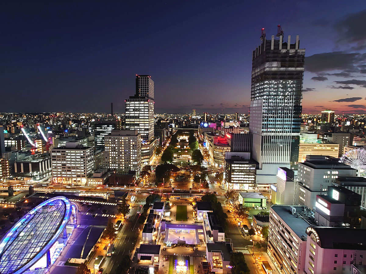 中部電力 MIRAI TOWER「NAKED 天空のSTAR ILLUMINATION」