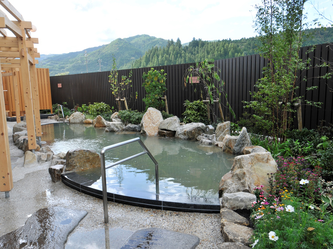 稲武温泉 どんぐりの湯