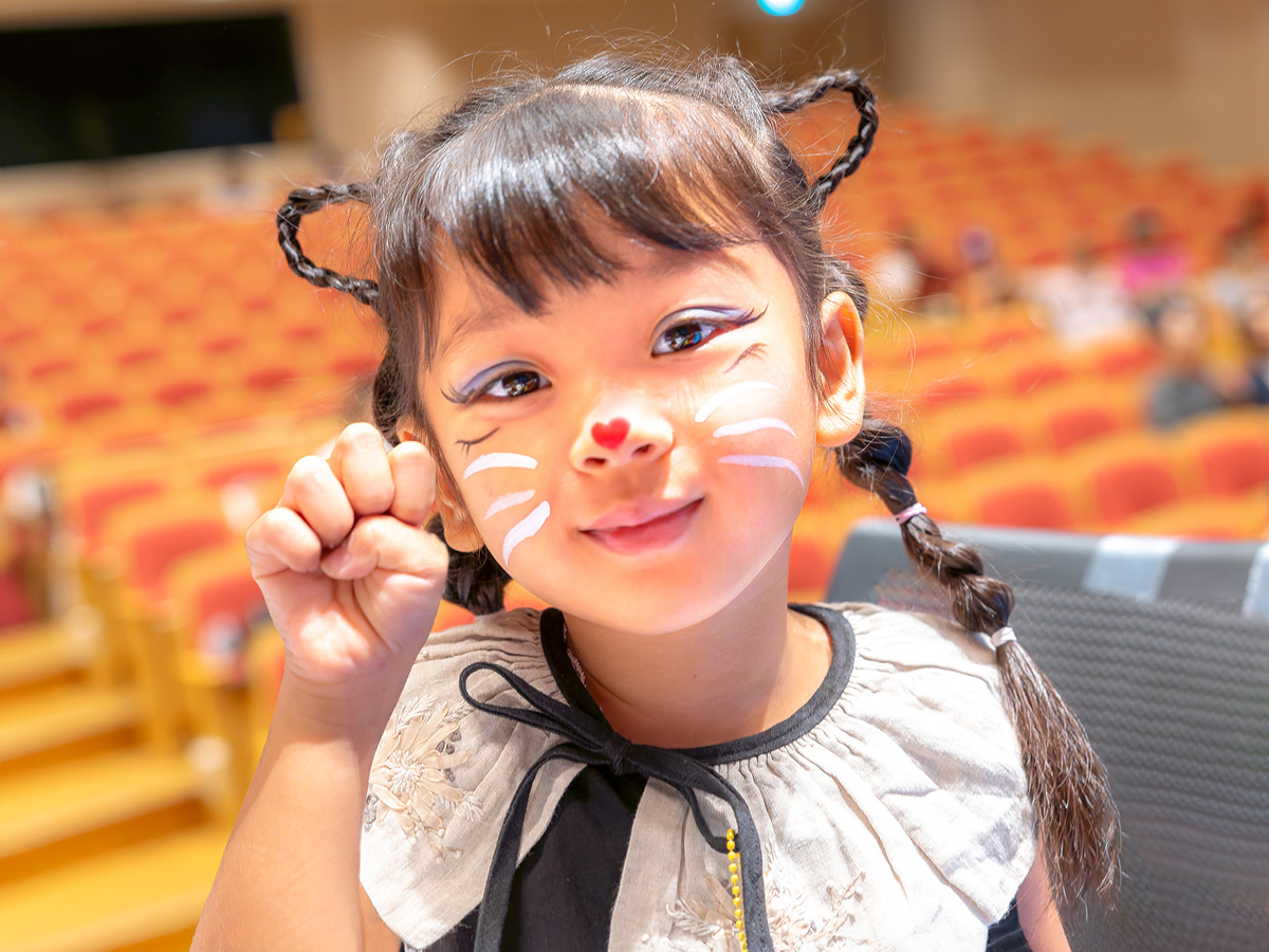 เทศกาลแมวกวักนำโชค 