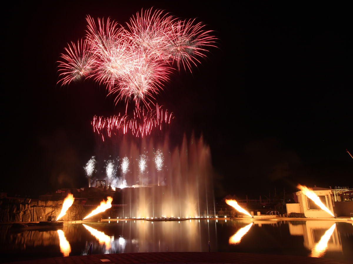 花火スペクタキュラ「ミスティノーチェ」