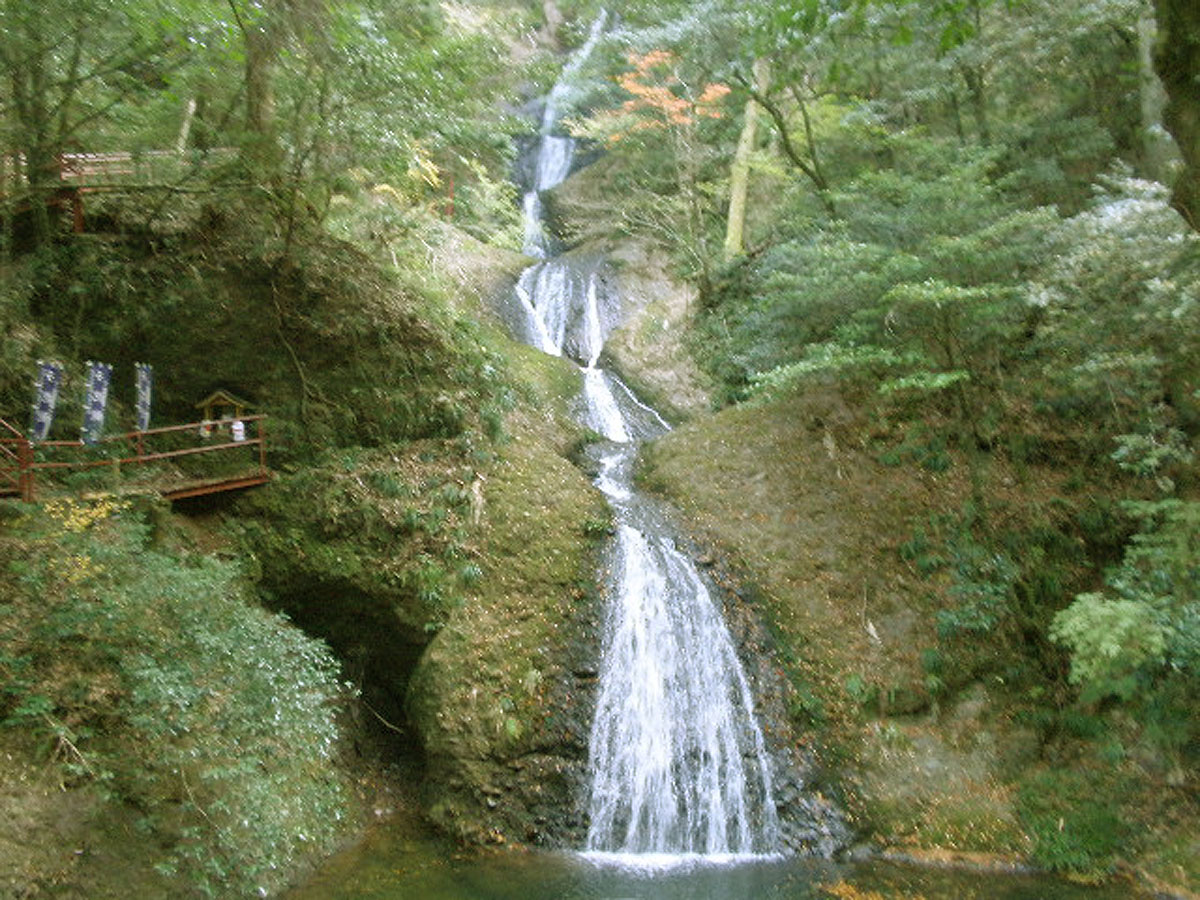Seven Atera Waterfalls