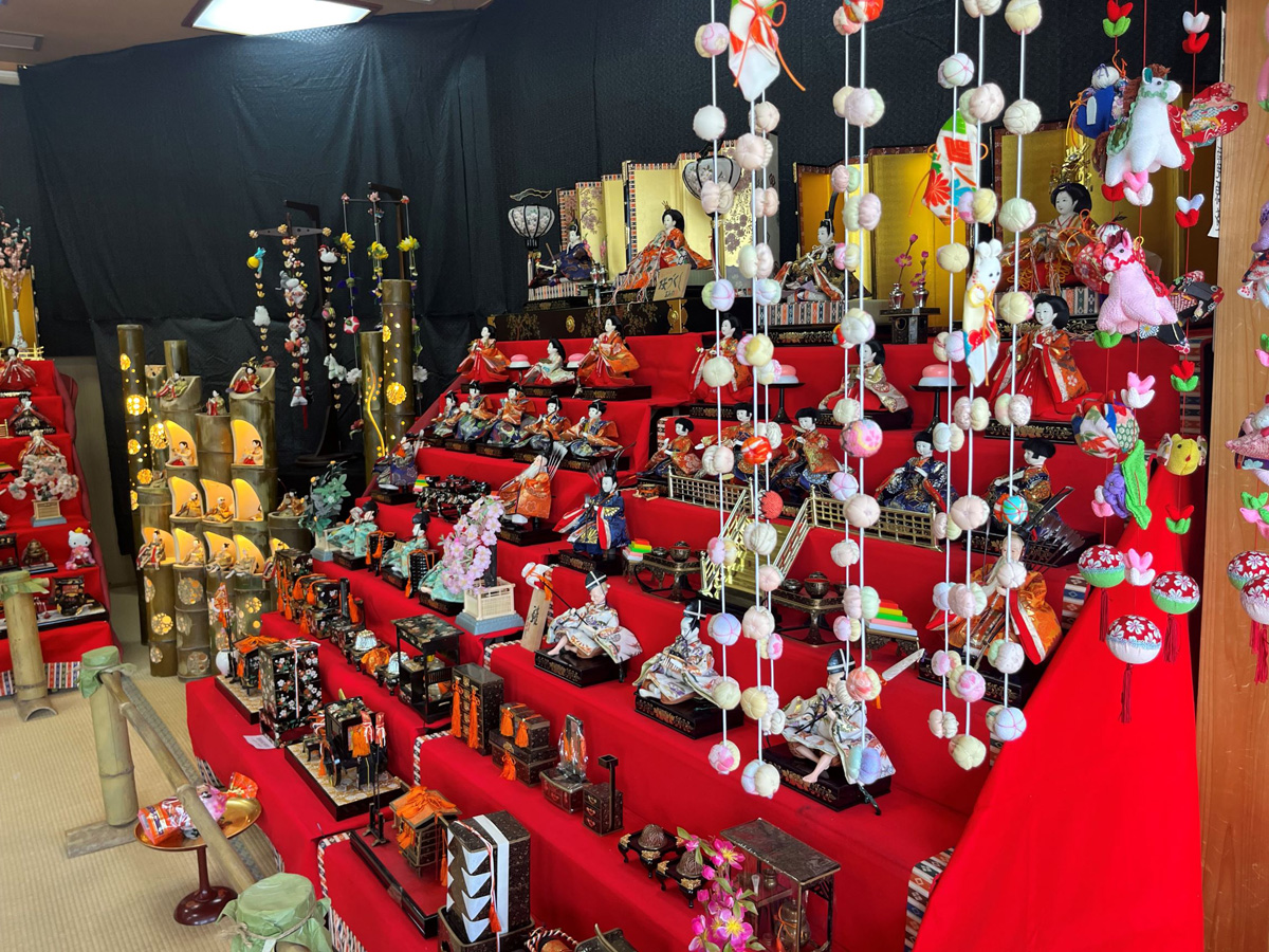 竹あかりとお雛さま展