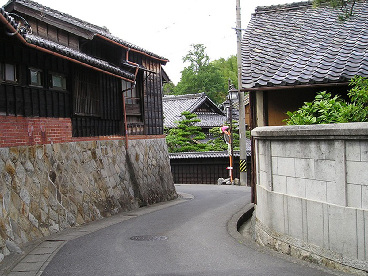 岡田の古い街並み