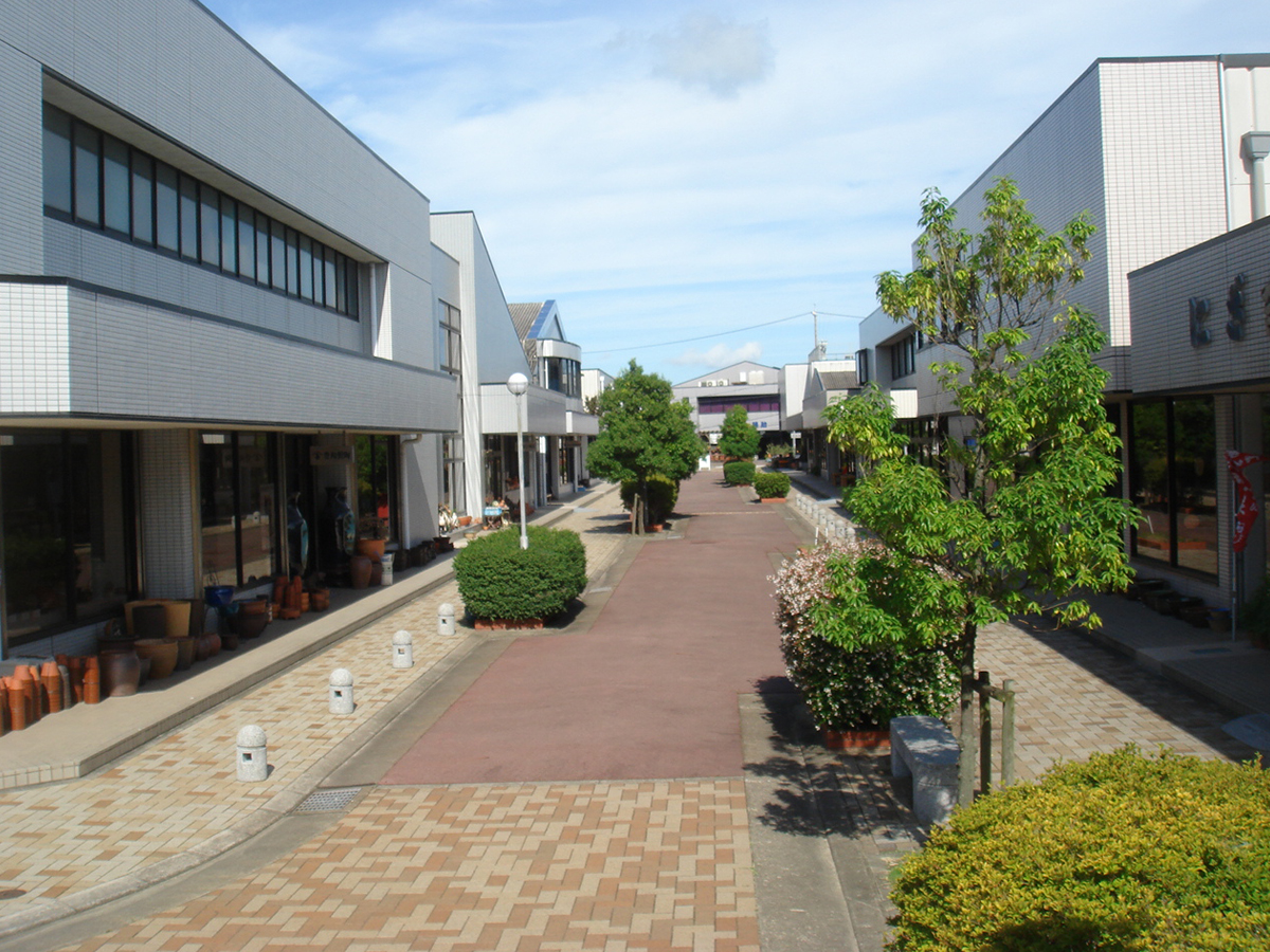 セラモール外観