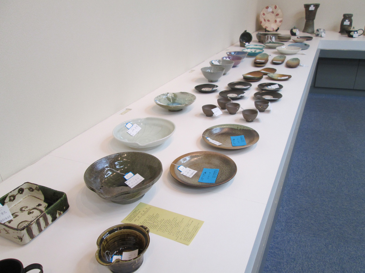 常滑チャリティー陶展