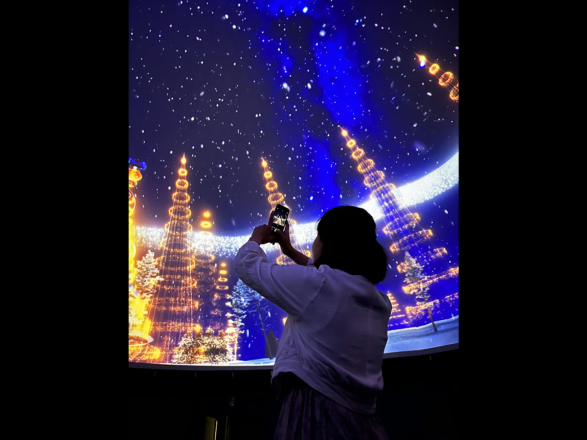 イルミネーションウェルカムドーム