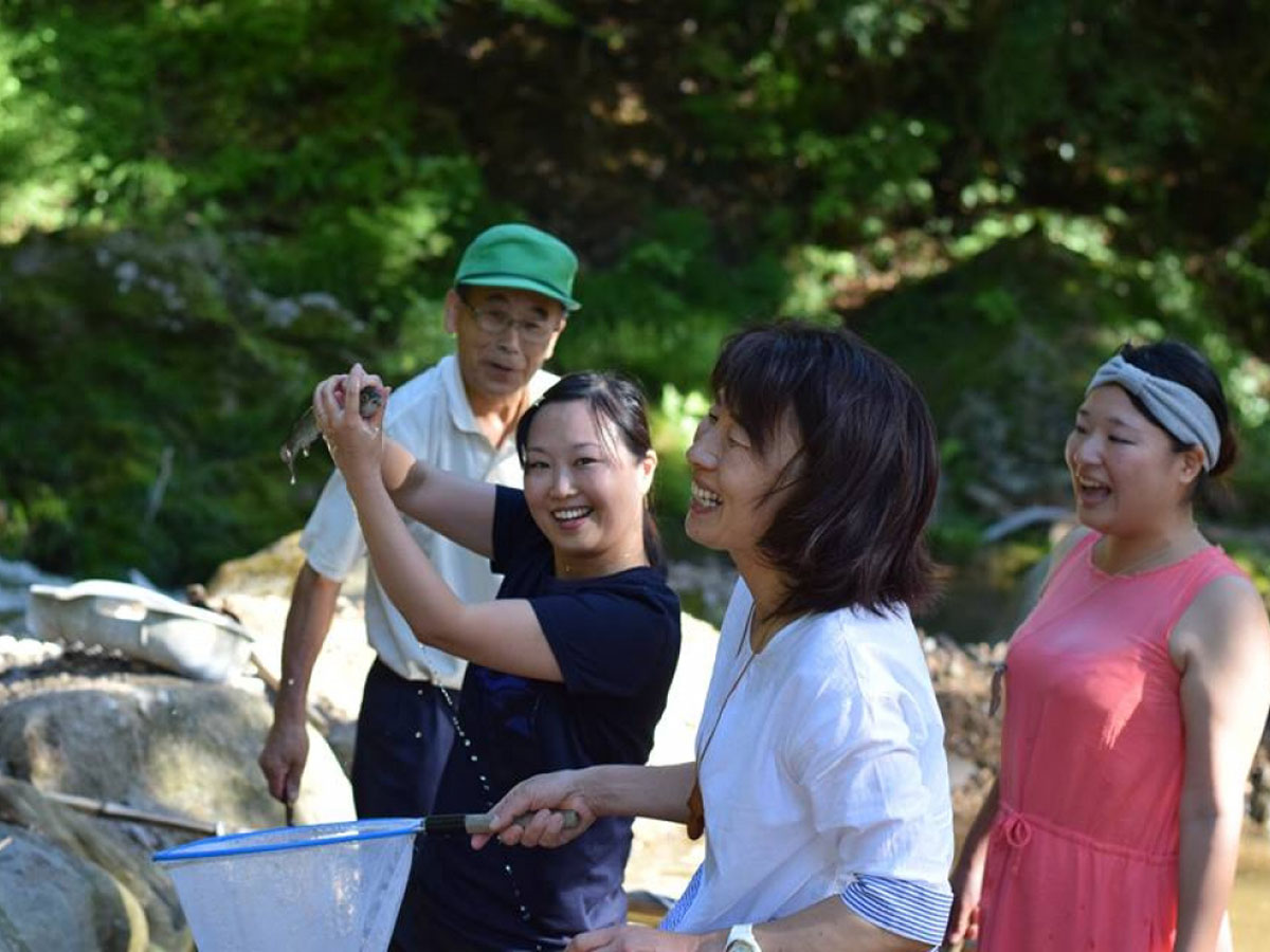 渓流マスツリ場