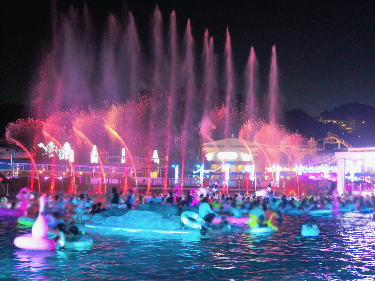 拉格娜登堡 拉格娜喜雅 夜间泳池