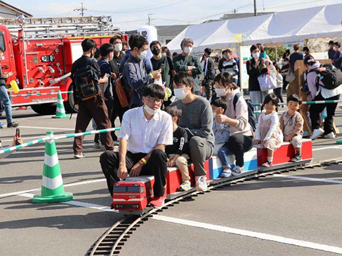 あいさいさん祭り