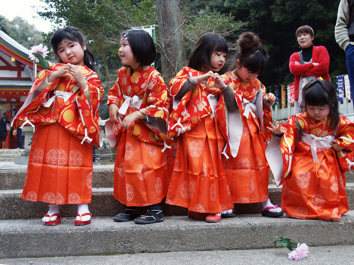 大縣神社「稚児社参」