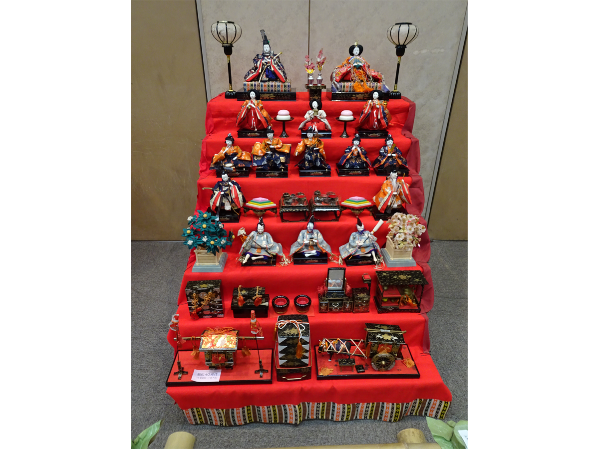 竹あかりとお雛さま展