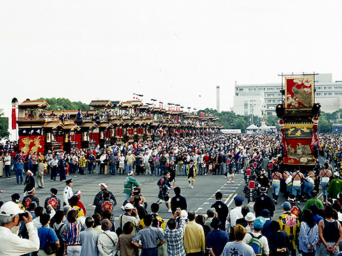 祭りの華・美しき山車彫刻の世界【はんだ山車まつり】