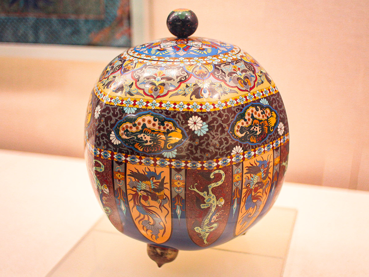 Shippo-Yaki Cloisonné of Ama Town