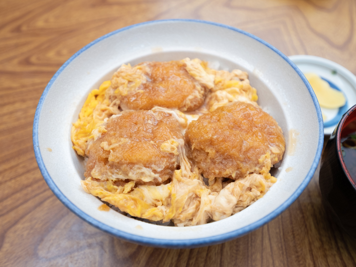 鈴屋大あさり丼