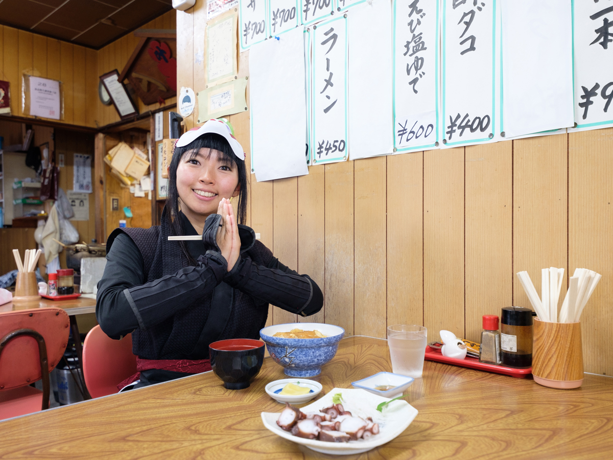 鈴屋大あさり丼