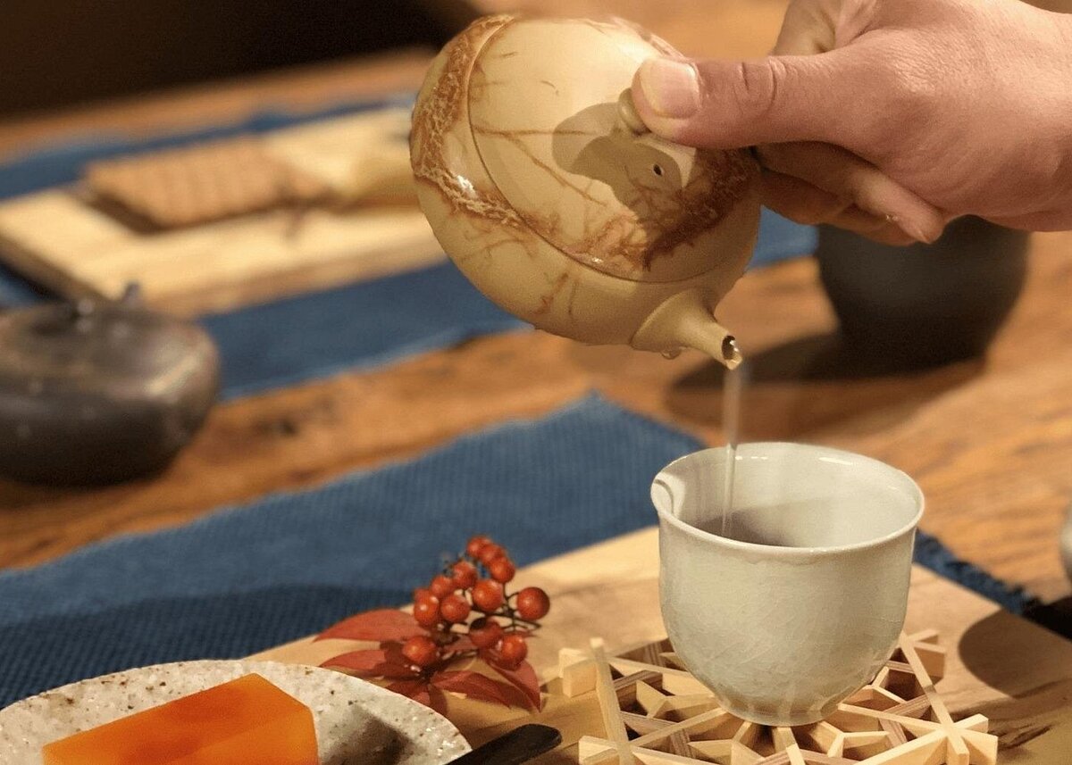 Tokoname Pottery and Teapots Studio Visit and Town Tour