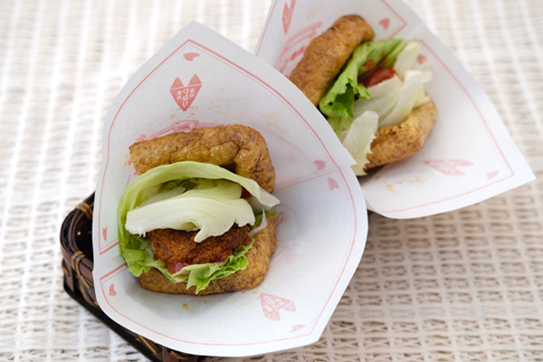 おきつねバーガー