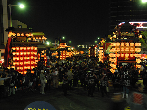 祭りの華・美しき山車彫刻の世界【はんだ山車まつり】