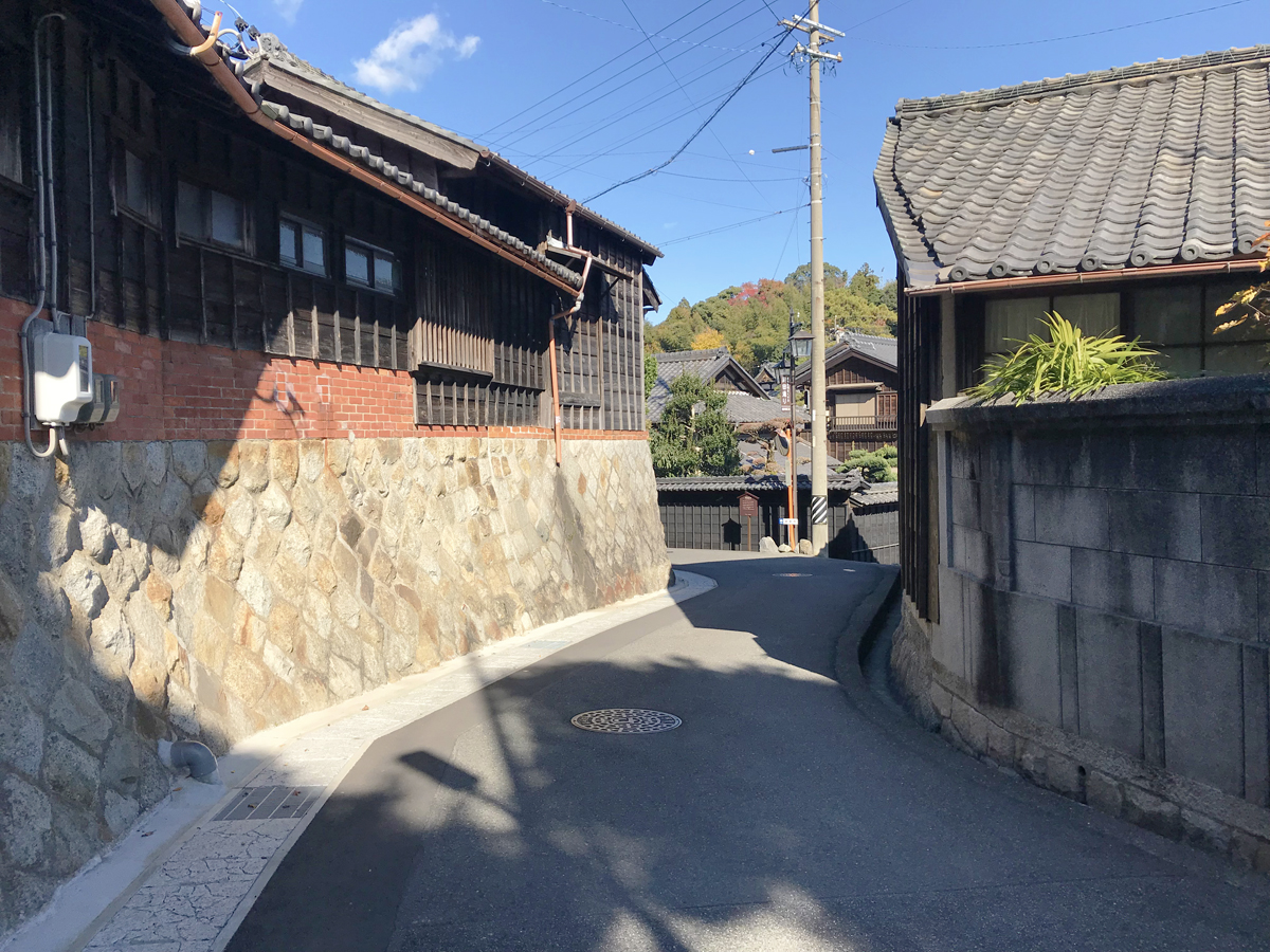 旧竹中商店と蔵