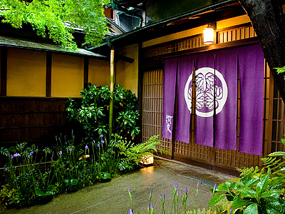 若女将・香川絢子さんが伝授！『河文』で学ぶ・料亭の楽しみ方