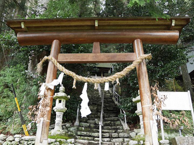 ようこそ、不思議ワールドへ　愛知の秘境・とみやまトリップ