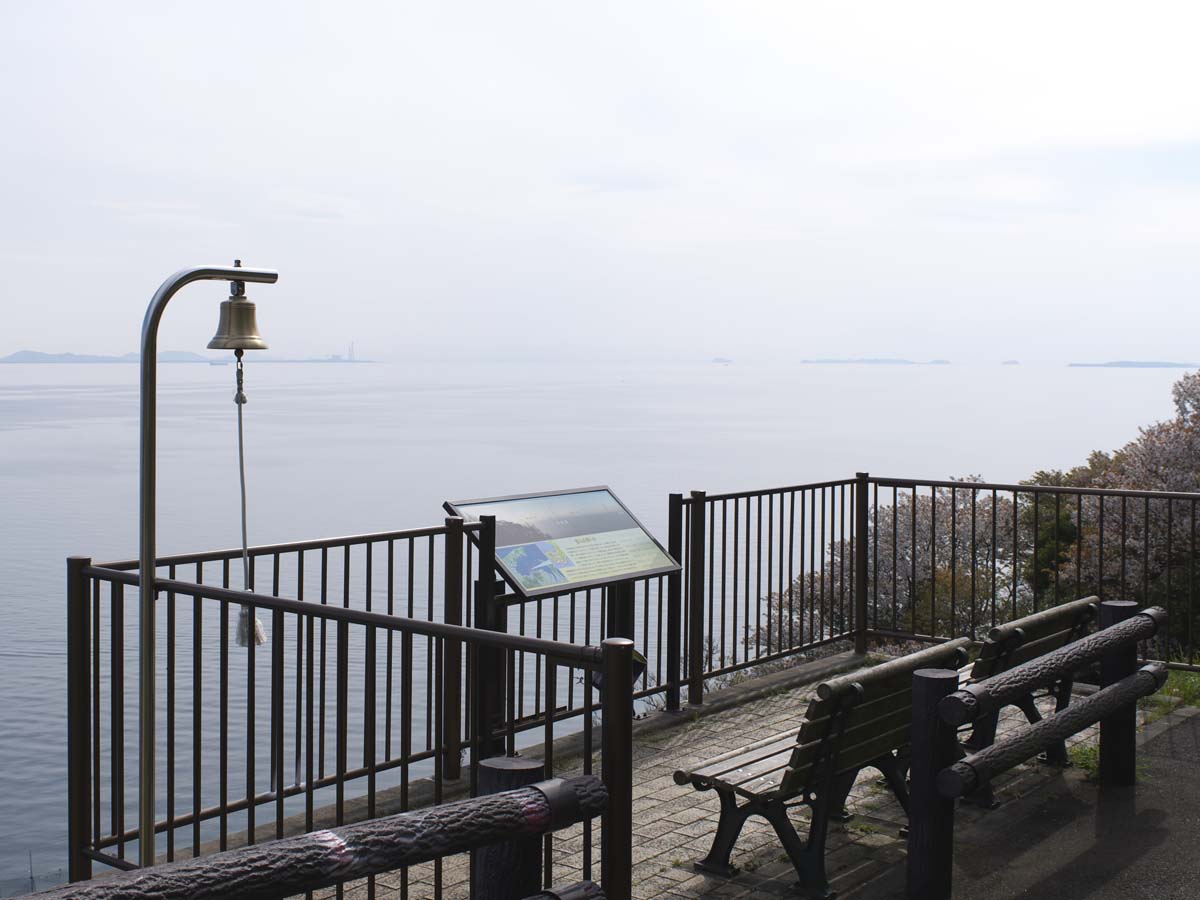 ＜蒲郡市＞西浦温泉の万葉の小径