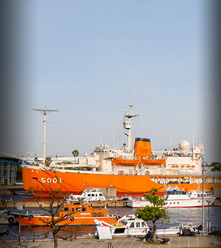 A Tale of Adventure to Break the Ice